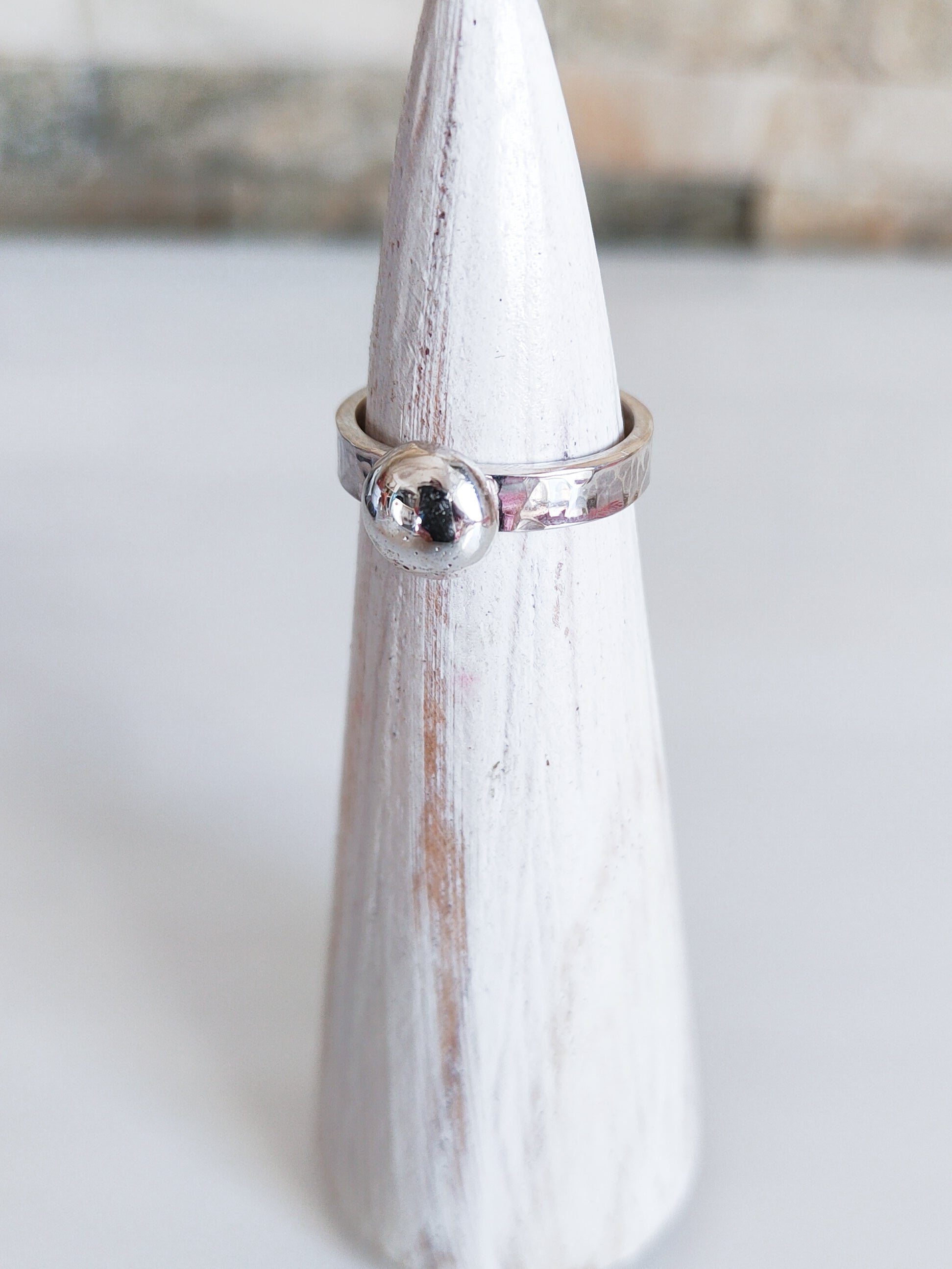 Anillo burbuja de plata de ley 4mm de ancho