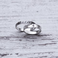 Alianzas de boda rústicas martilleadas en plata de ley