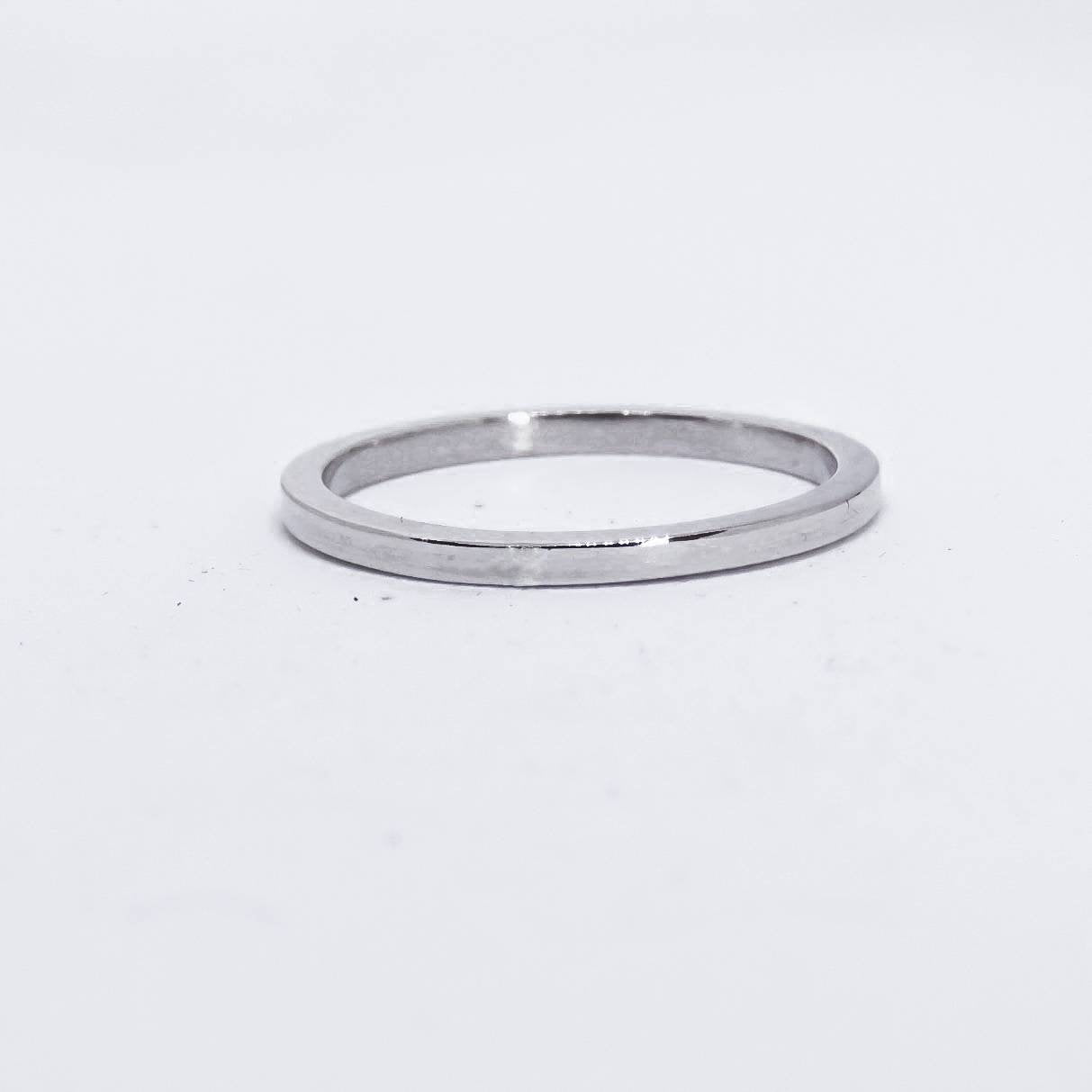 Alianza artesanal oro blanco