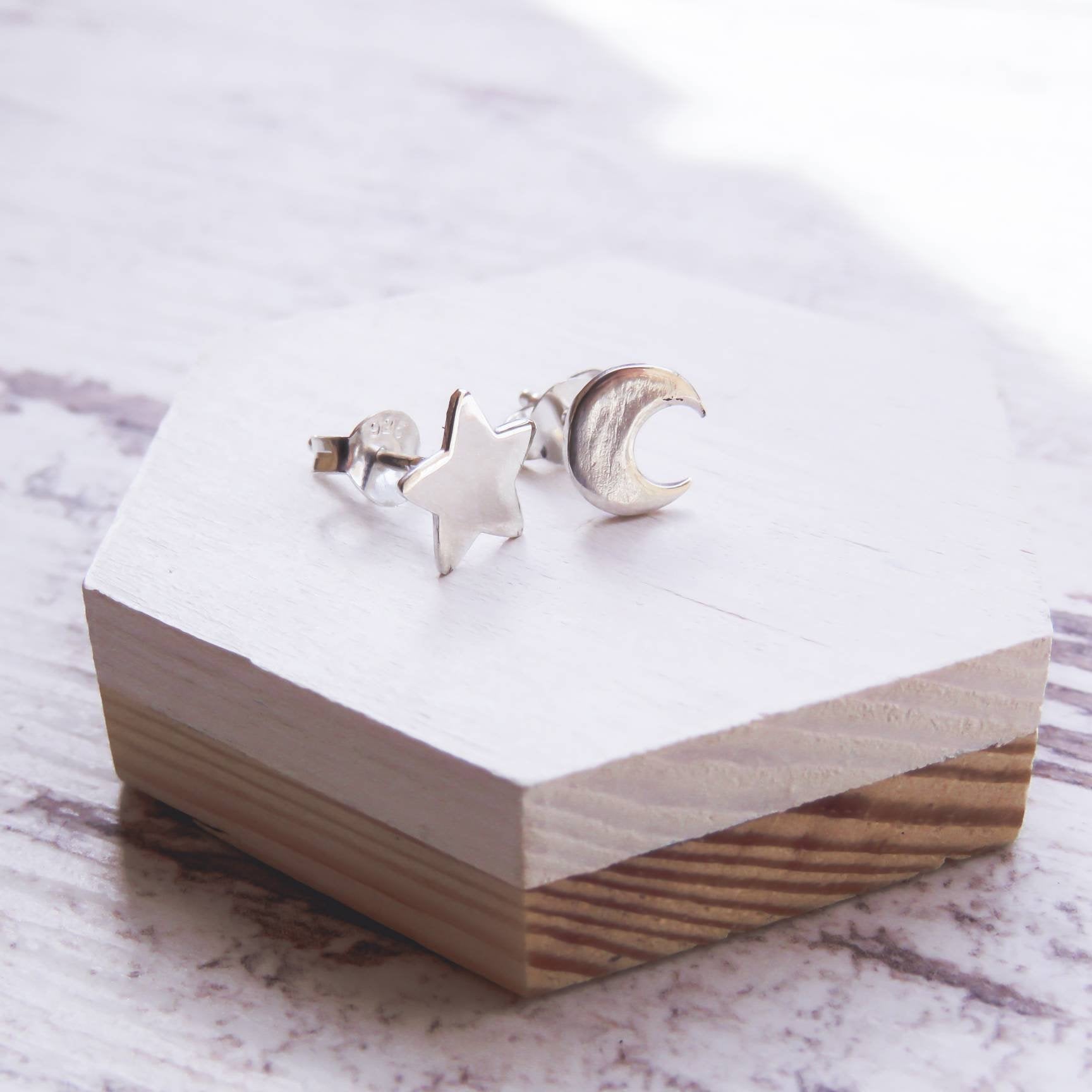 Pendientes MEDIA LUNA Y ESTRELLA