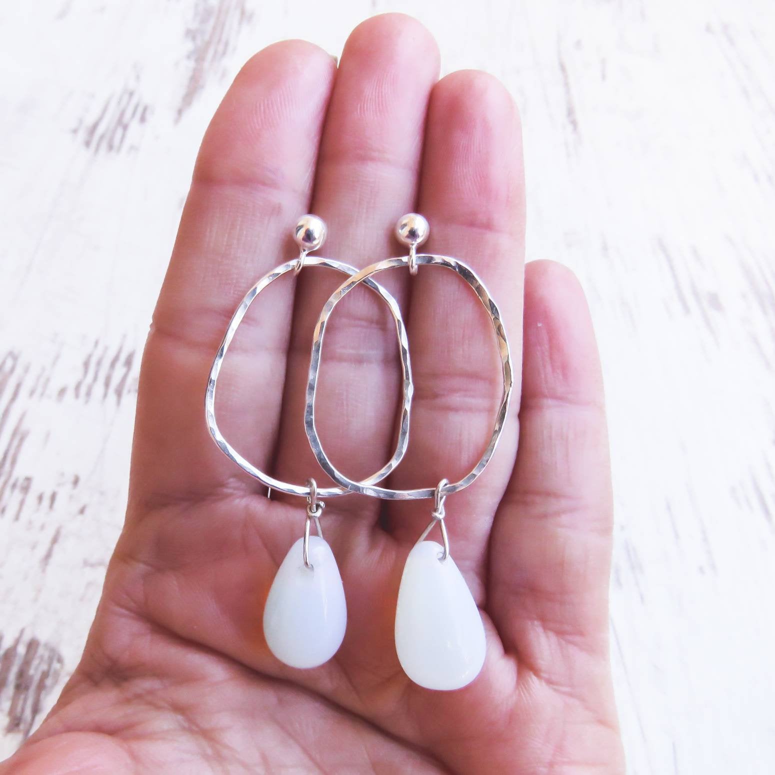 Pendientes ORGÁNICOS con ópalo blanco